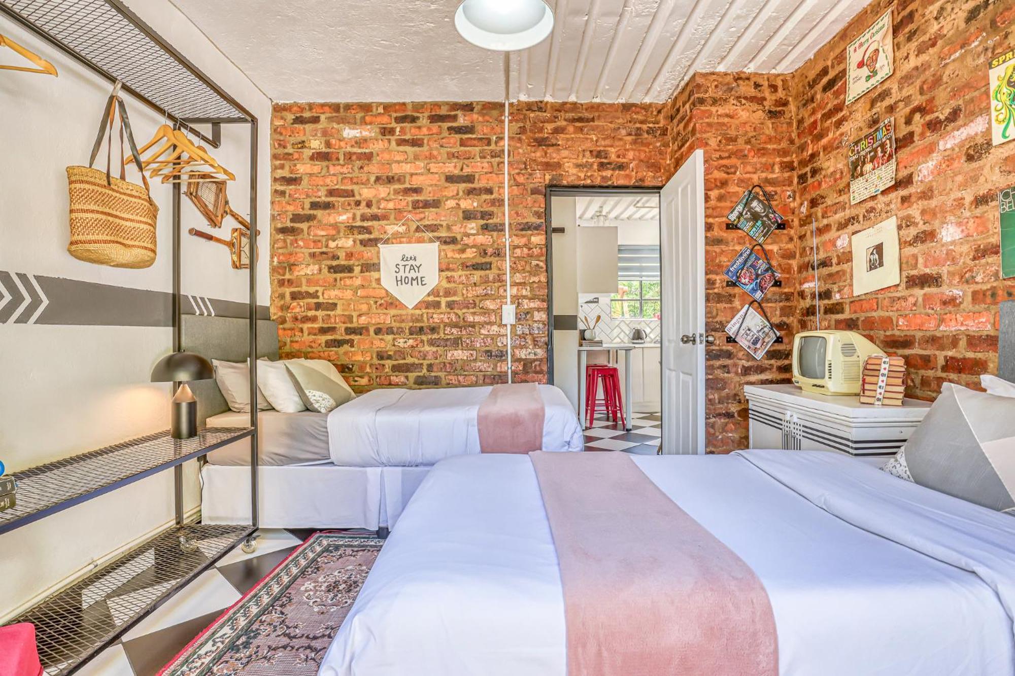 The Bedford Manor Hotell Centurion Exteriör bild